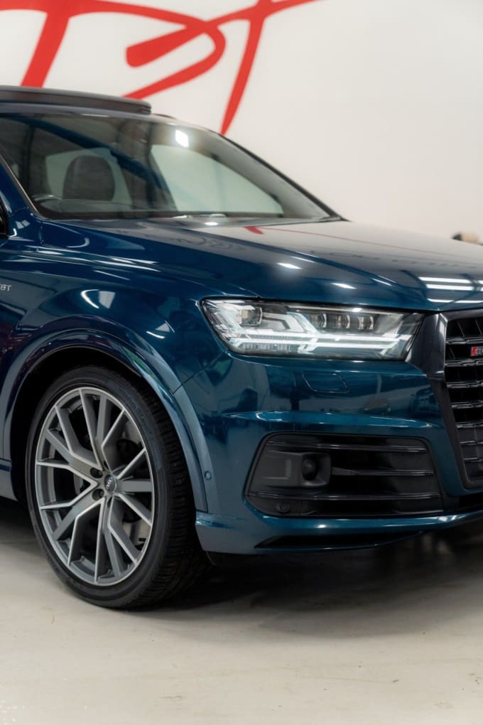 2025 Audi Sq7