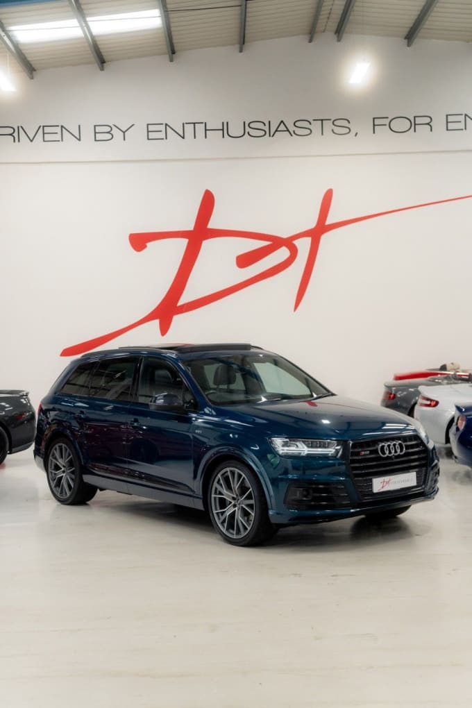 2025 Audi Sq7