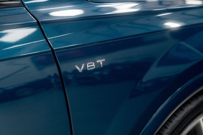 2025 Audi Sq7