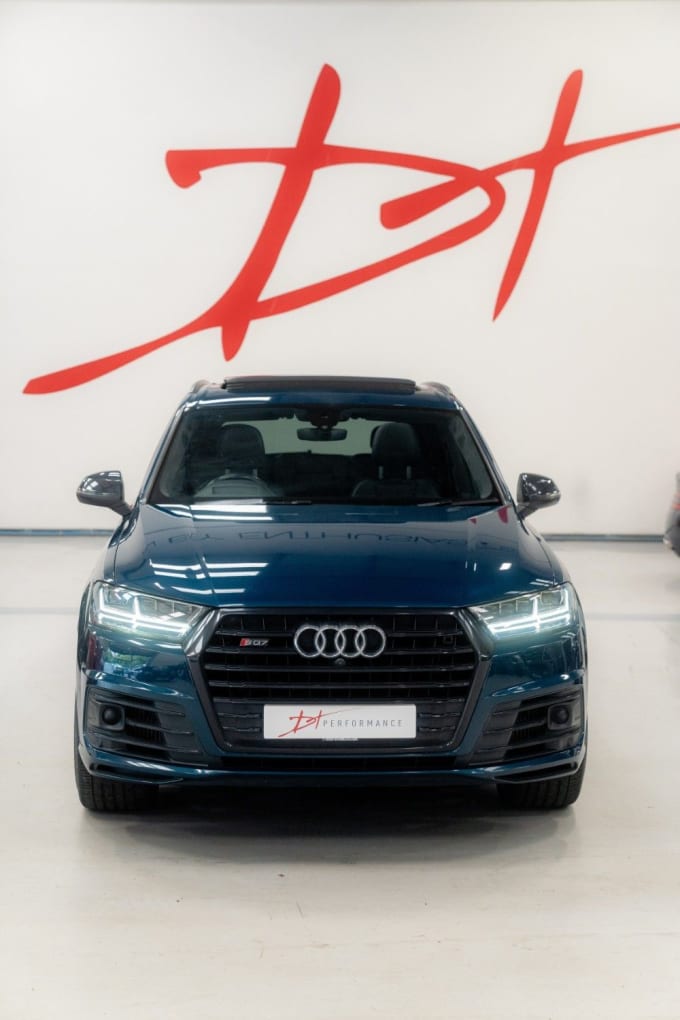 2025 Audi Sq7