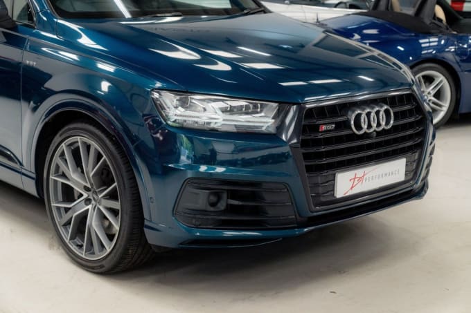 2025 Audi Sq7