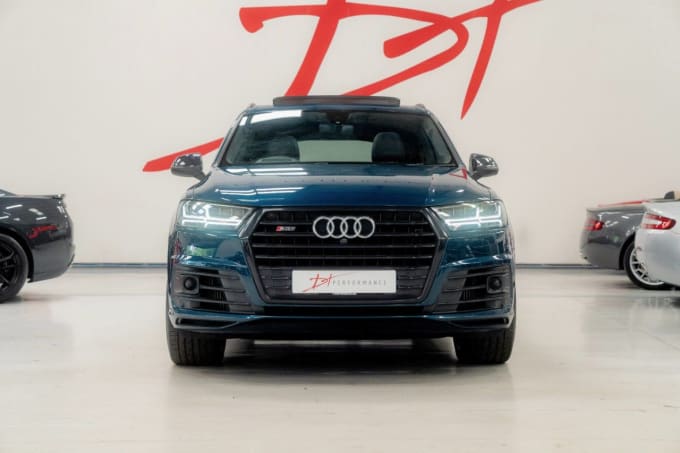 2025 Audi Sq7