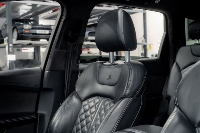 2025 Audi Sq7