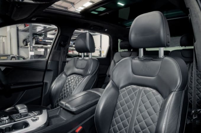 2025 Audi Sq7