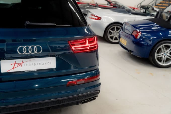 2025 Audi Sq7