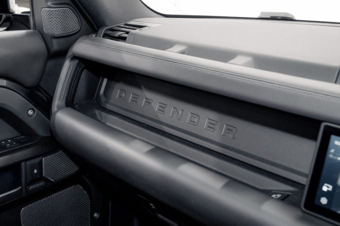 2025 Land Rover Defender