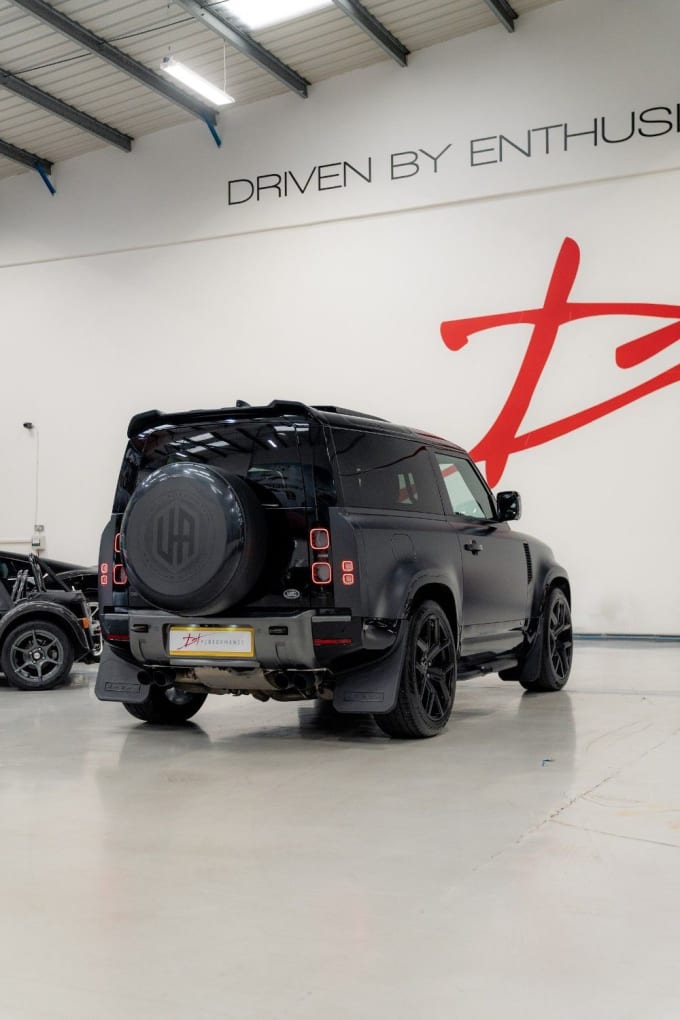 2025 Land Rover Defender