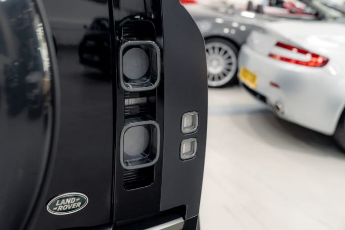 2025 Land Rover Defender