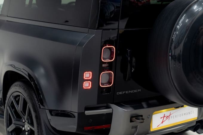 2025 Land Rover Defender