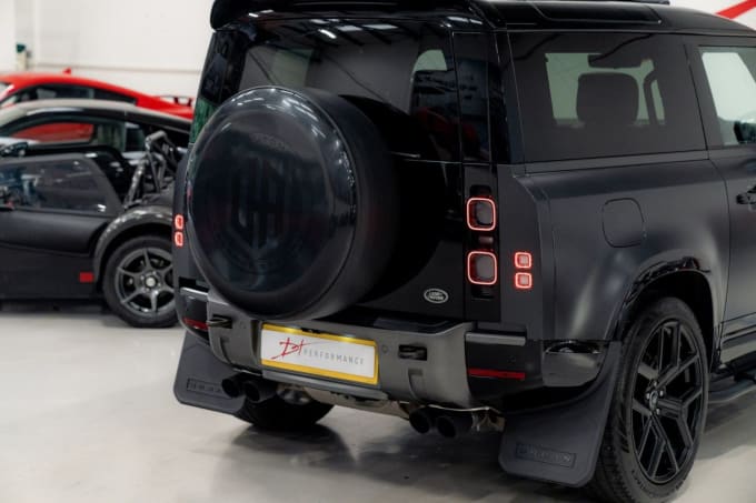 2025 Land Rover Defender