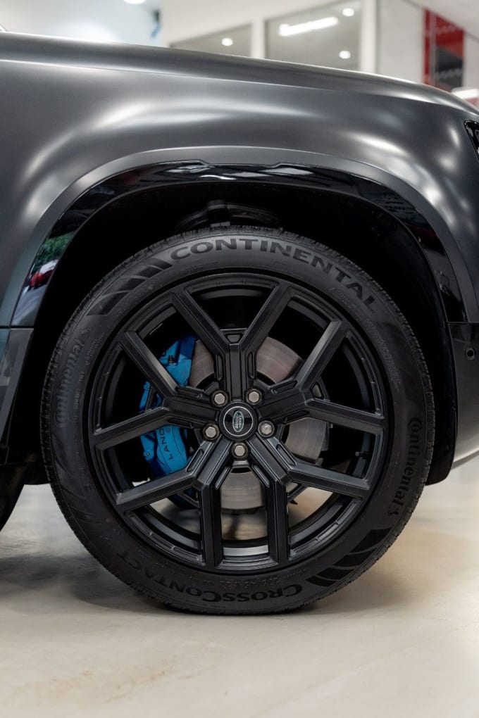2025 Land Rover Defender