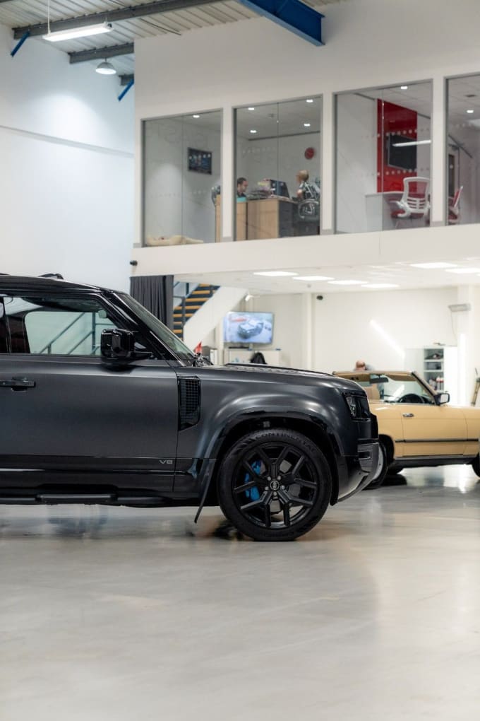 2025 Land Rover Defender