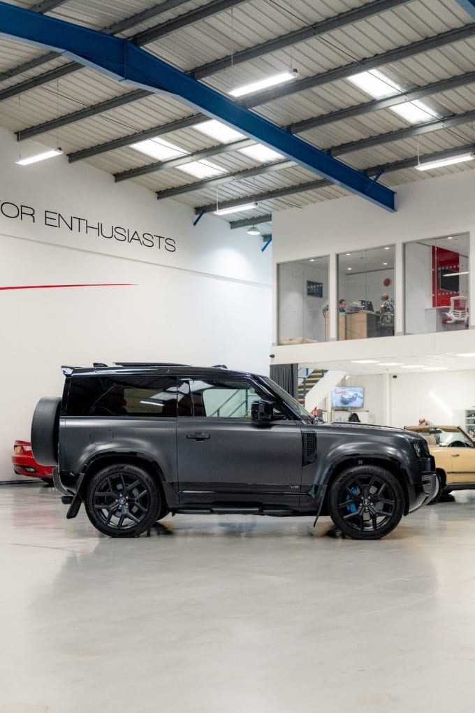 2025 Land Rover Defender