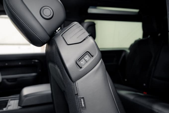 2025 Land Rover Defender