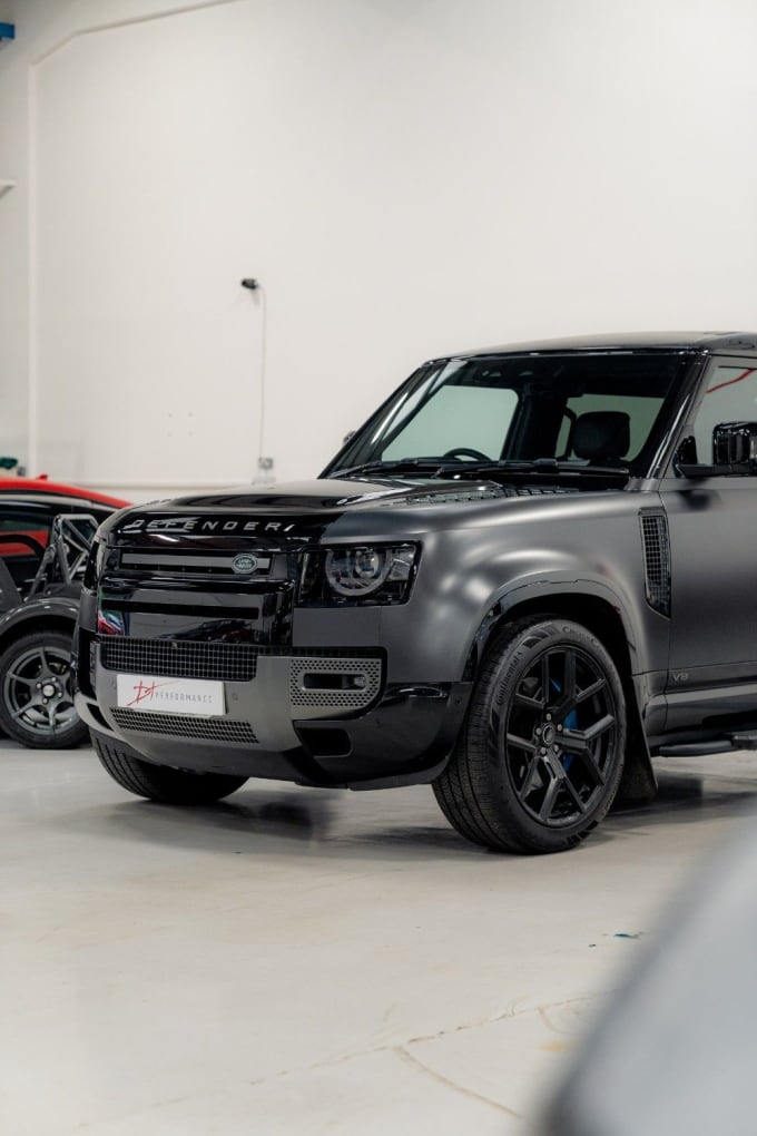 2025 Land Rover Defender