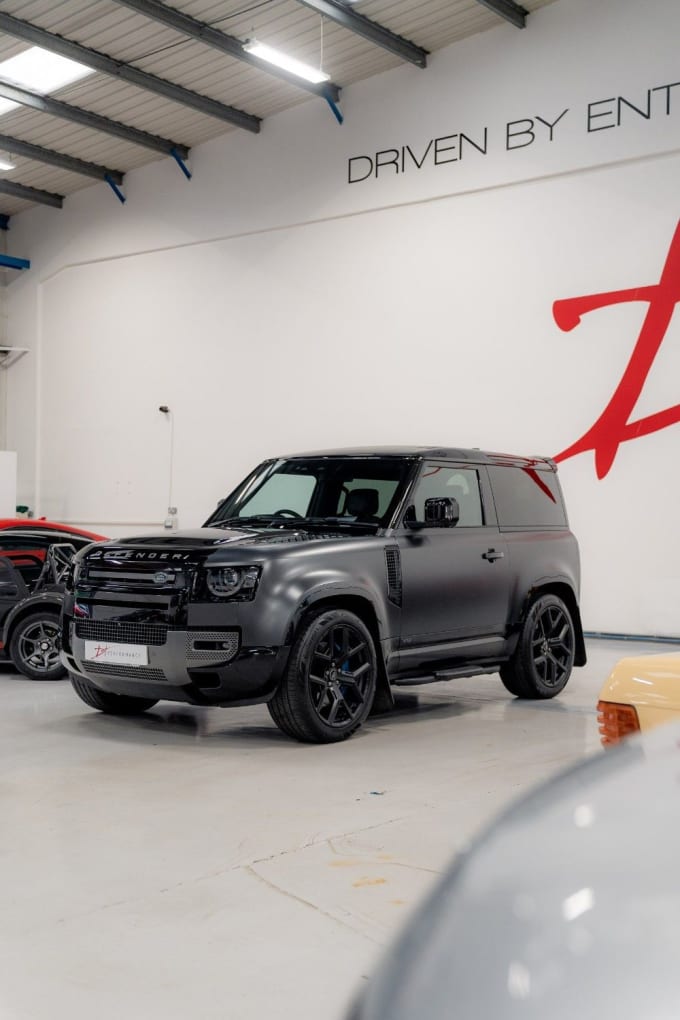 2025 Land Rover Defender