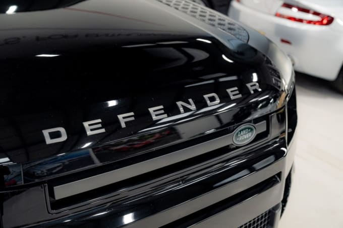 2025 Land Rover Defender