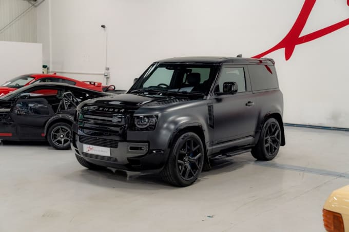 2025 Land Rover Defender