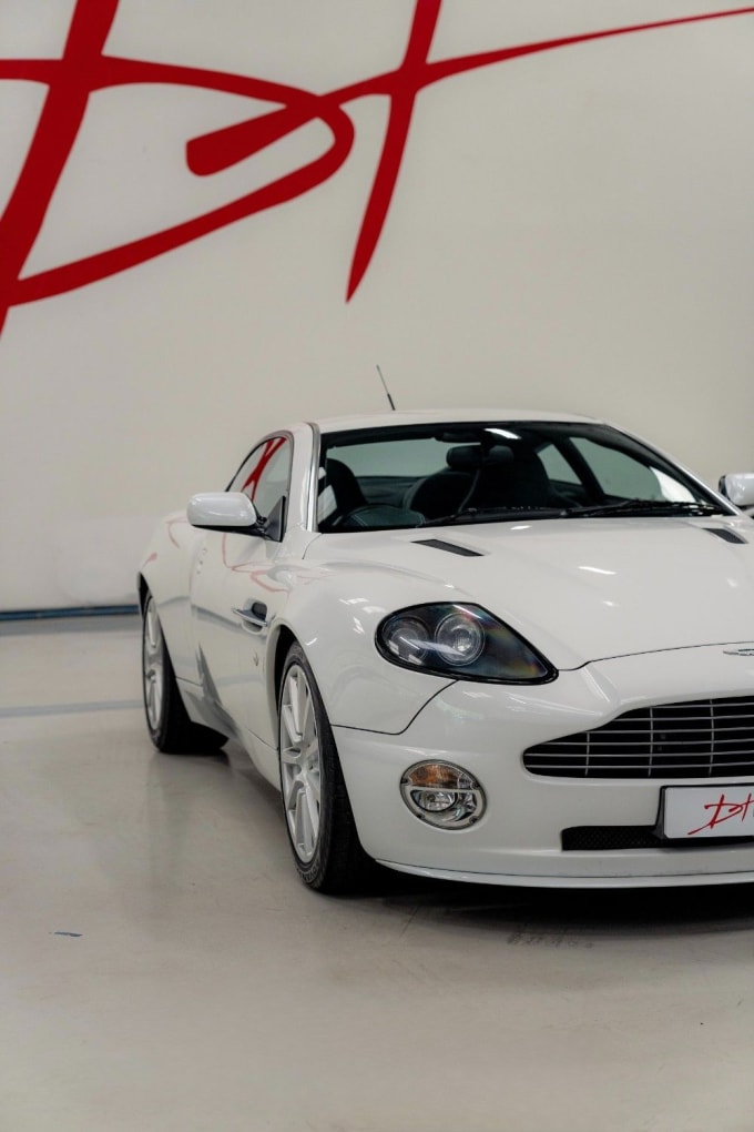 2025 Aston Martin Vanquish