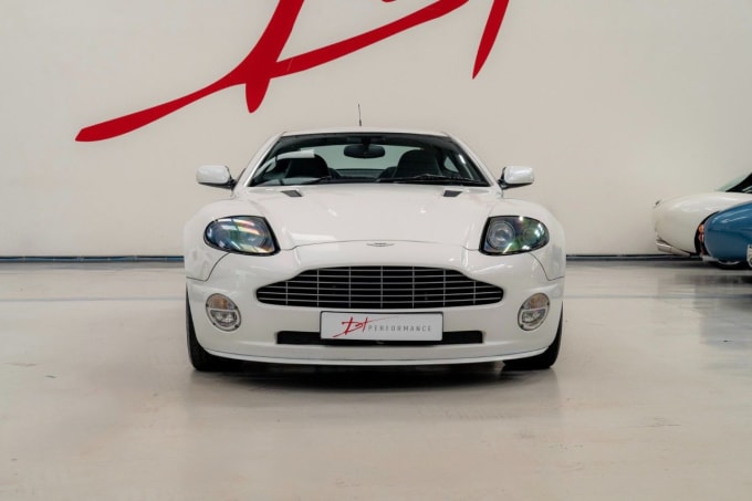 2025 Aston Martin Vanquish
