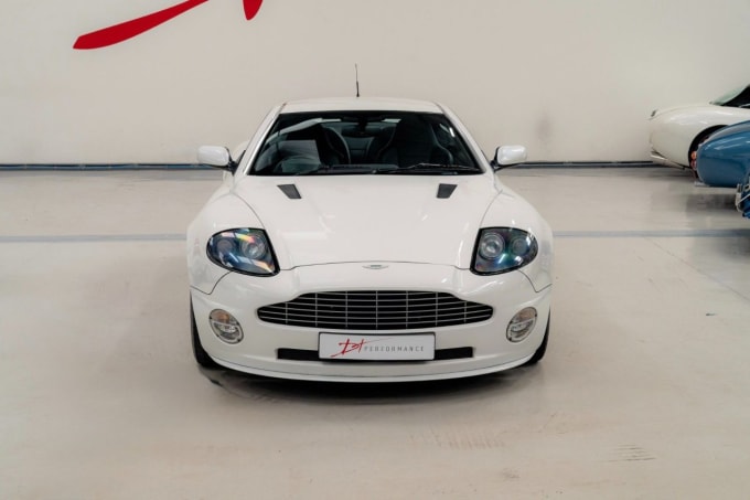 2025 Aston Martin Vanquish
