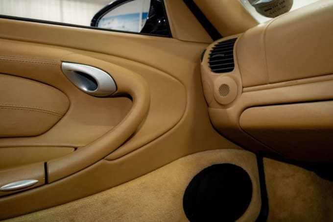 2004 Porsche 911