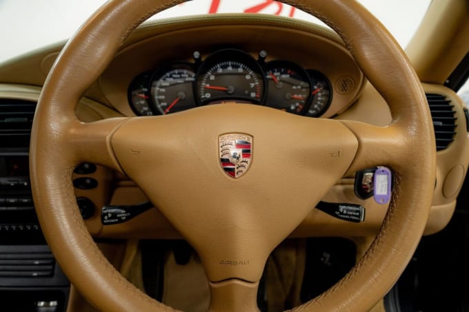 2004 Porsche 911