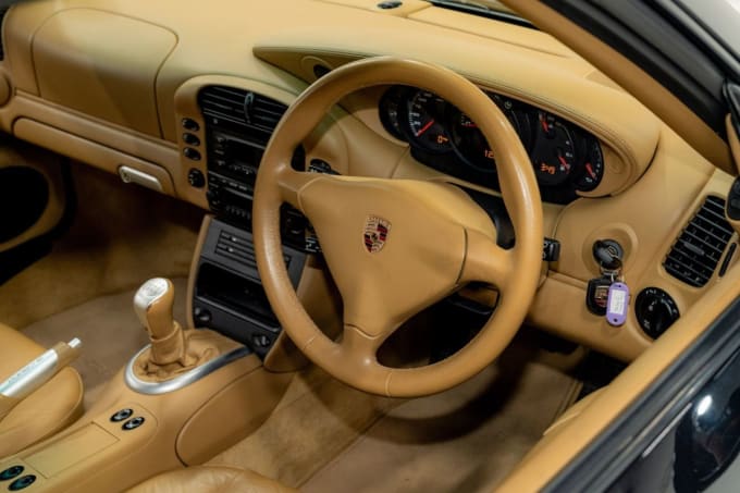 2004 Porsche 911
