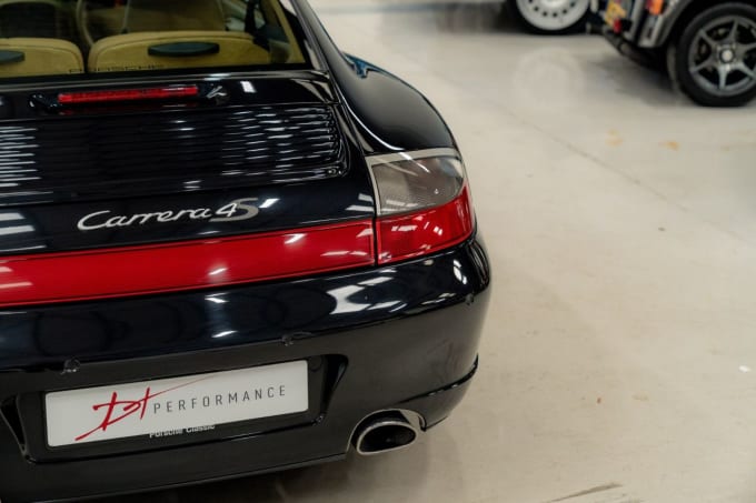 2004 Porsche 911