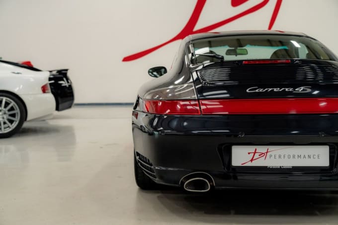 2004 Porsche 911