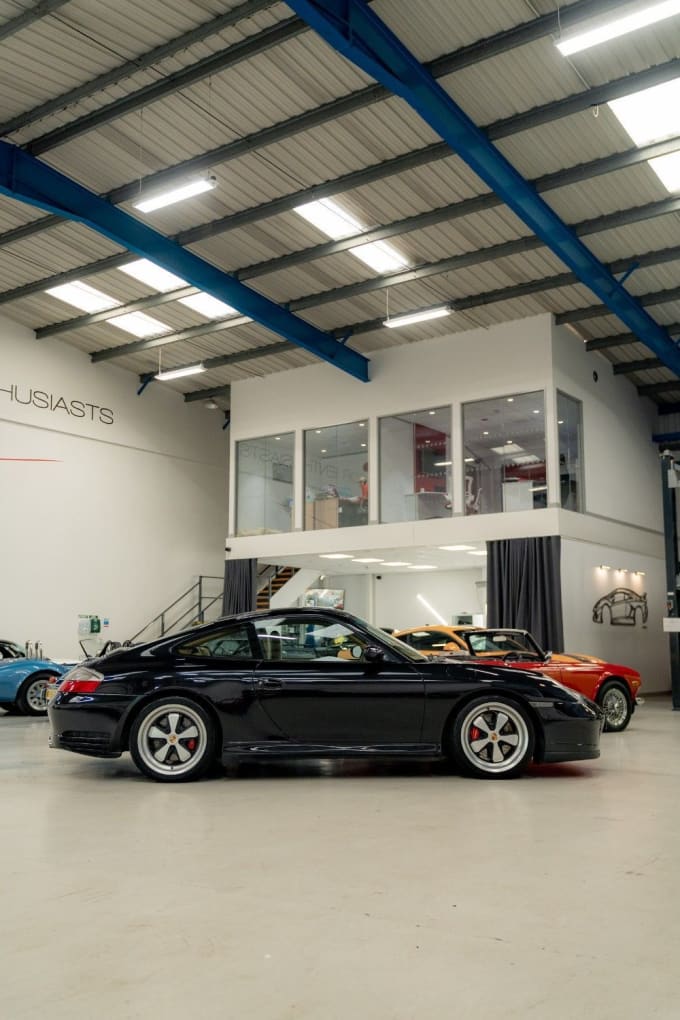 2004 Porsche 911