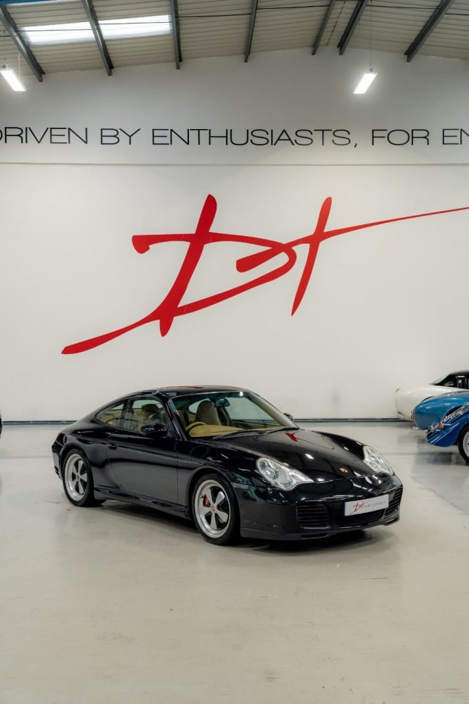 2004 Porsche 911