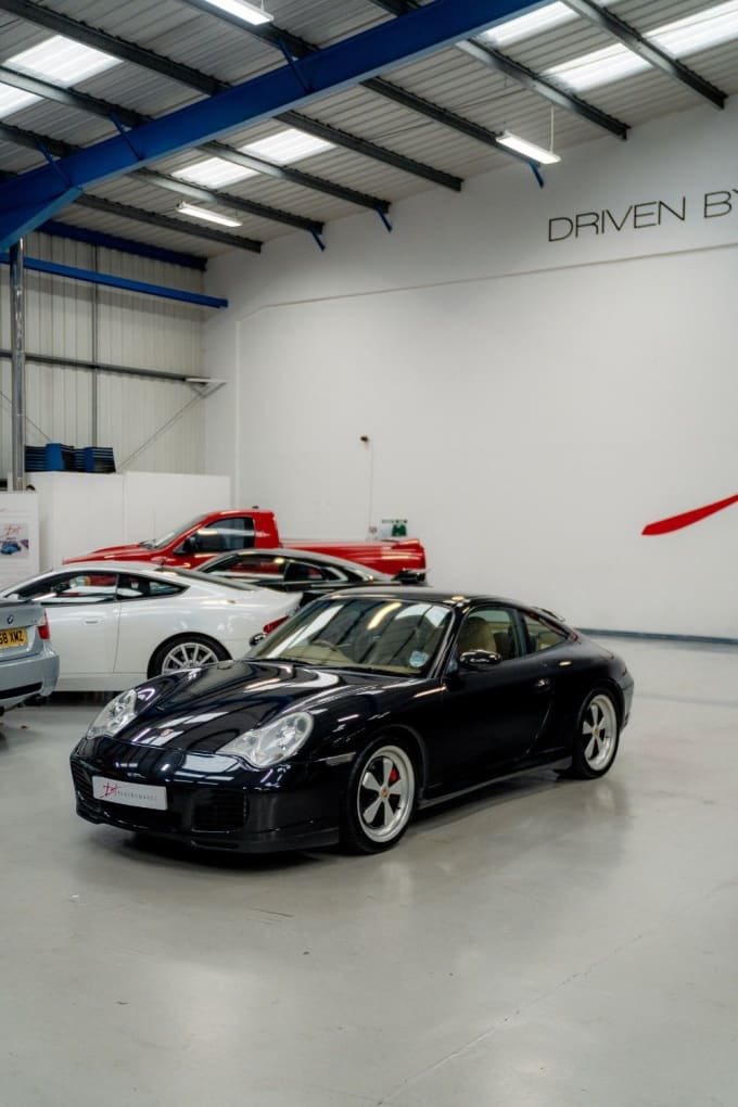 2004 Porsche 911