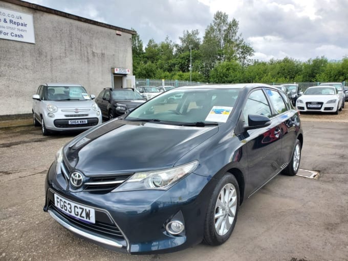 2013 Toyota Auris