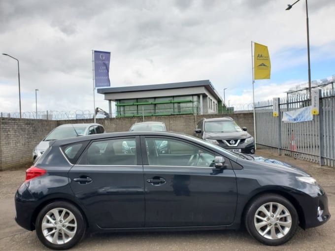 2013 Toyota Auris