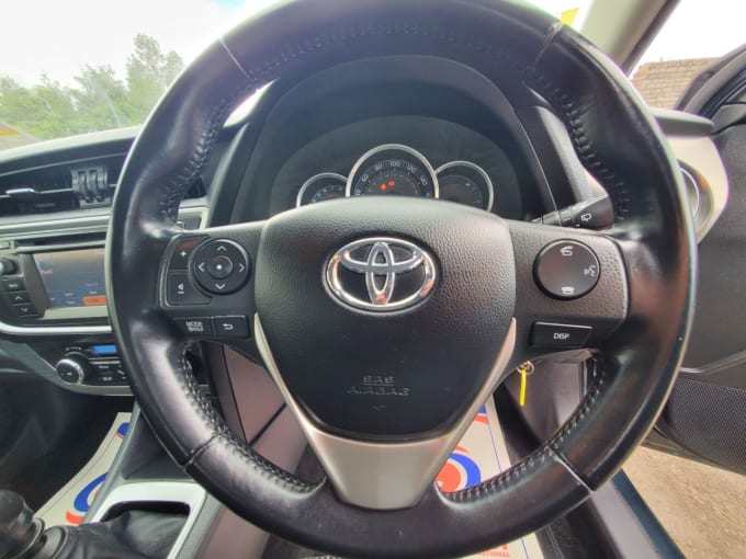 2013 Toyota Auris