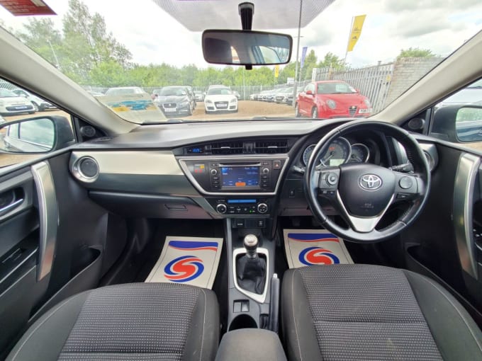 2013 Toyota Auris