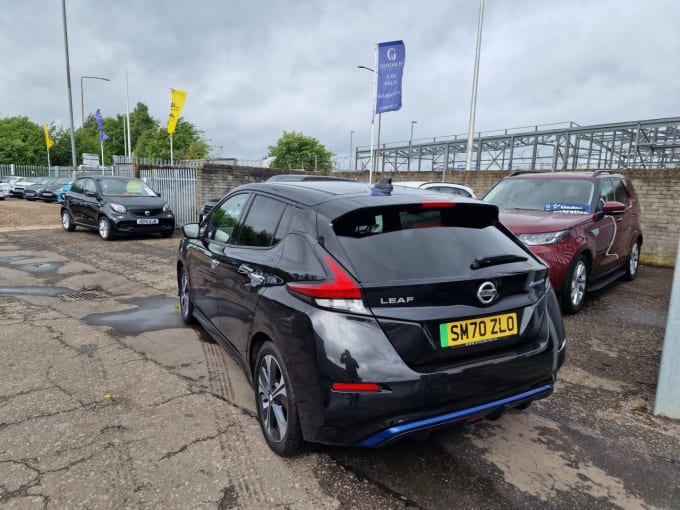 2025 Nissan Leaf