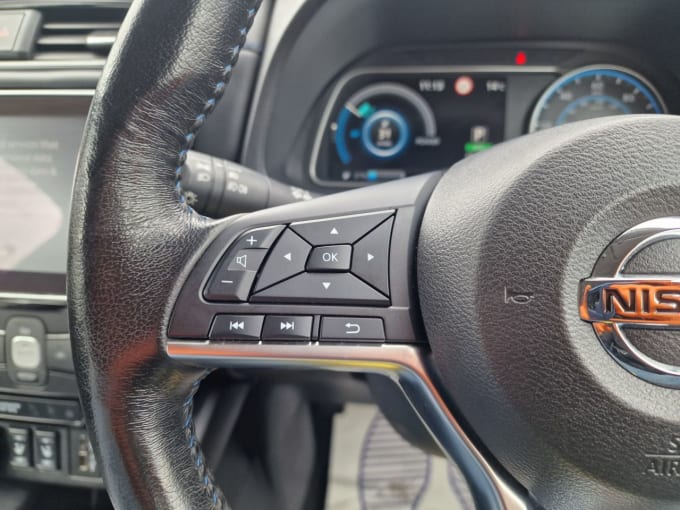 2025 Nissan Leaf