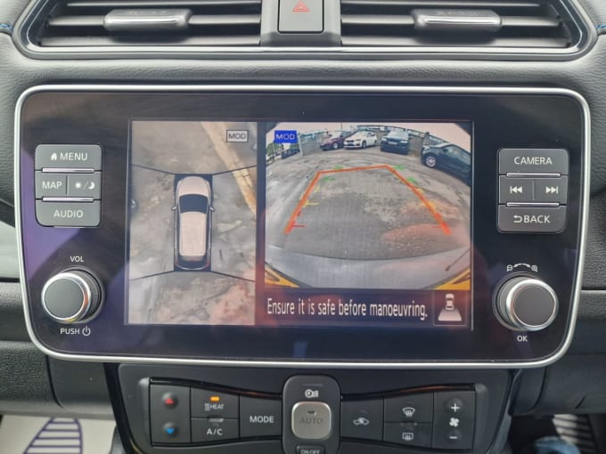 2025 Nissan Leaf