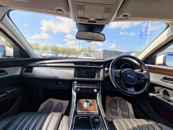 2025 Jaguar Xf