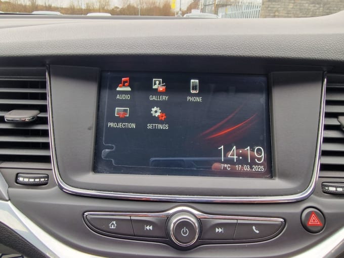 2025 Vauxhall Astra