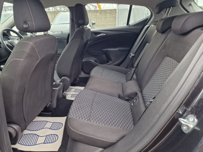 2025 Vauxhall Astra