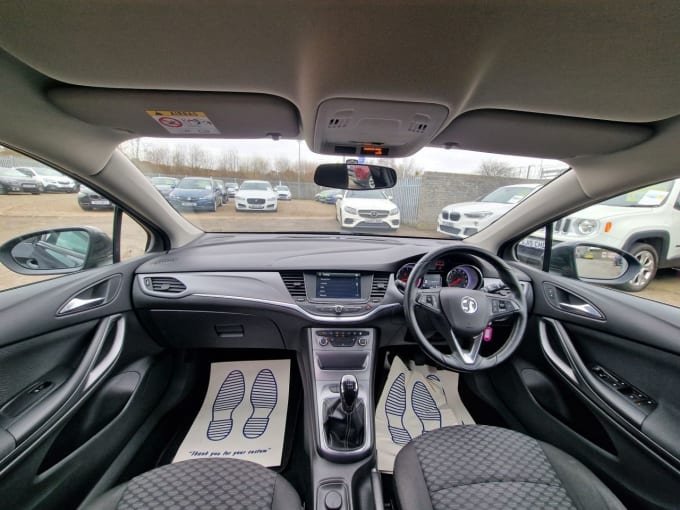 2025 Vauxhall Astra