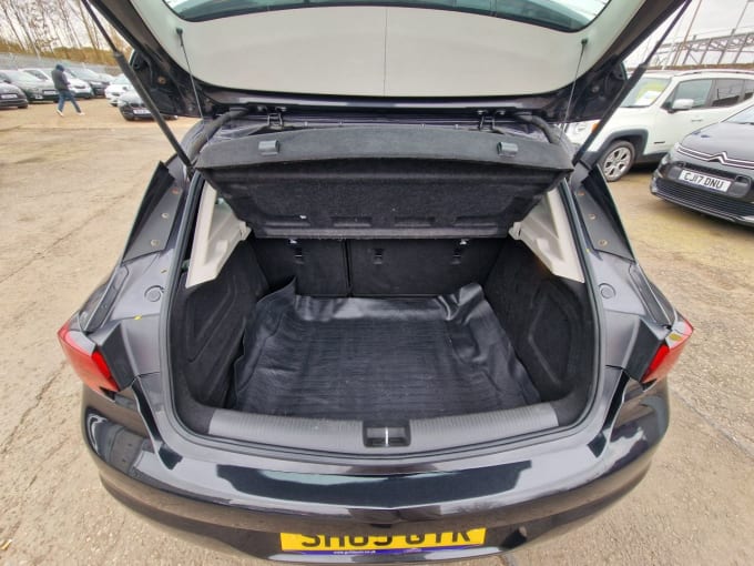 2025 Vauxhall Astra