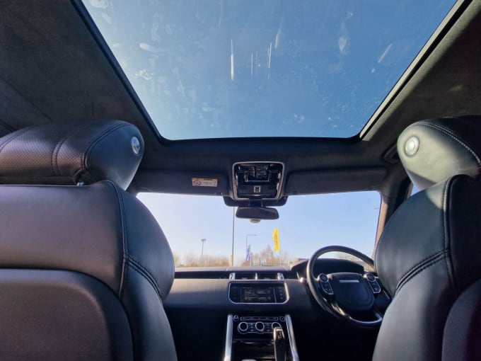 2025 Land Rover Range Rover Sport