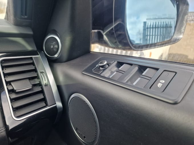 2025 Land Rover Range Rover Sport