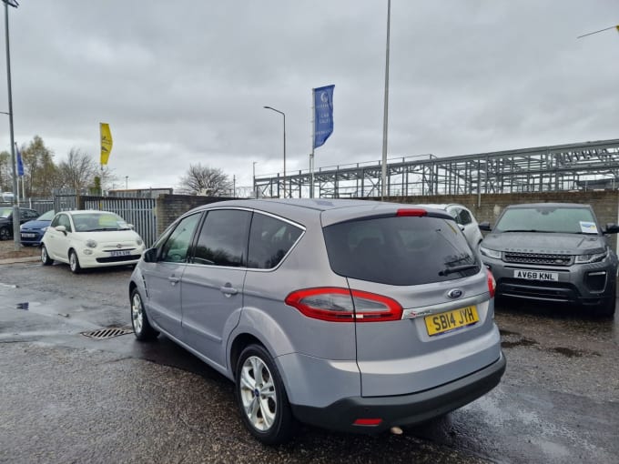 2025 Ford S-max