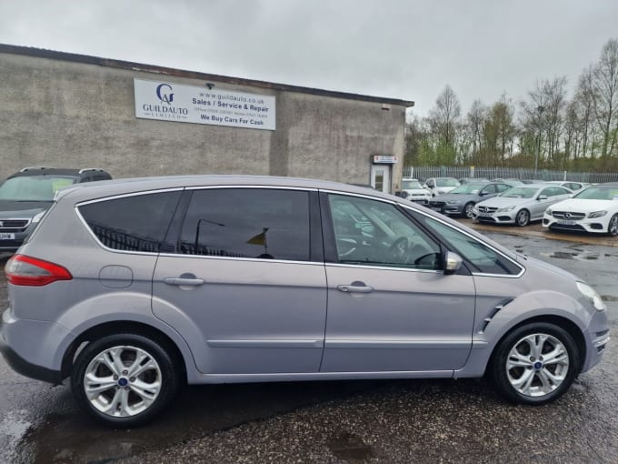2025 Ford S-max