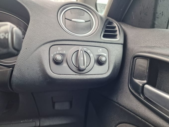 2025 Ford S-max